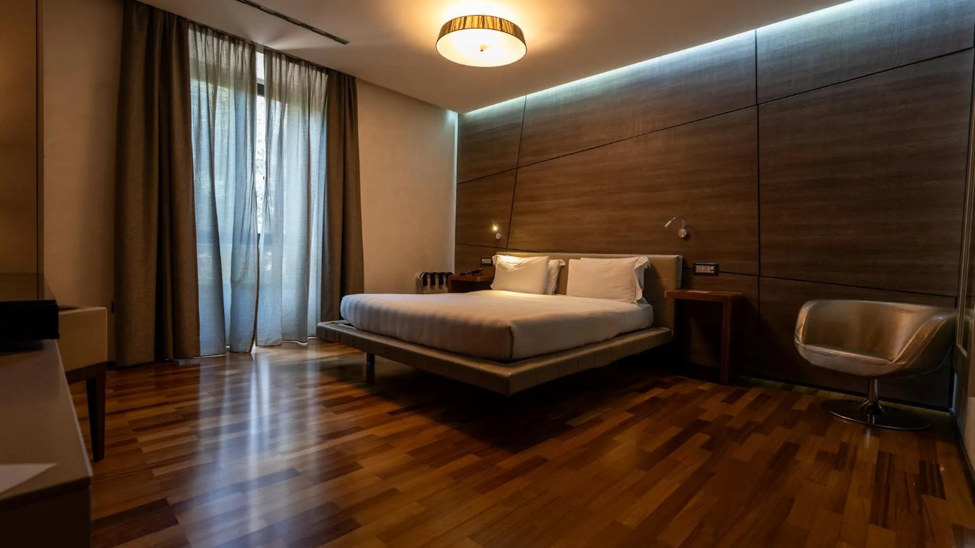 ****  Divina Luxury Hotel Rome Italy